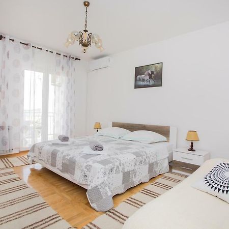 Apartmani Branko Lemac Brodarica  Εξωτερικό φωτογραφία